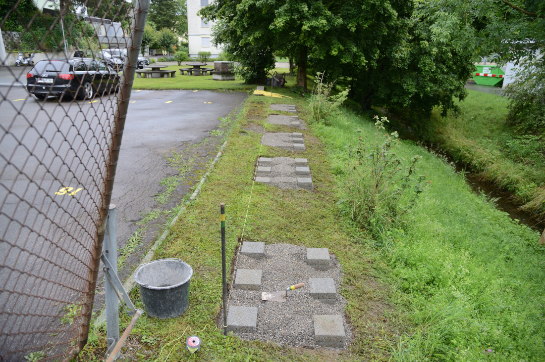 Aufstellen der Hochbeete