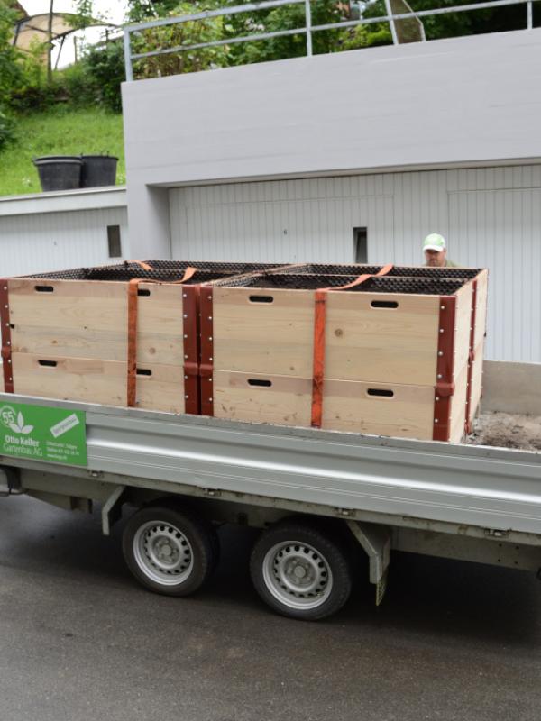 Aufstellen der Hochbeete